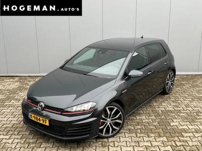 Volkswagen Golf Benzine