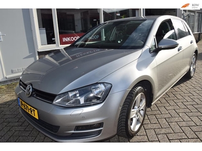 Volkswagen Golf Benzine