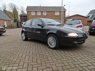 Alfa Romeo 147 1.6 T.Spark Veloce Distinctive