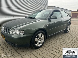 Audi A3 1.6 Ambiente Weinig kilomter