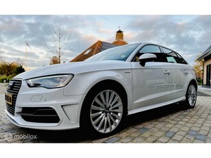 Audi A3 Sportback 1.4 e-tron PHEV S- Line 204pk Schuifdak