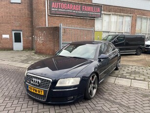 Audi A8 4.2 quattro Pro Line