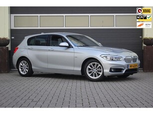 BMW 1-serie 118i Corporate Lease High Executive Navigatie