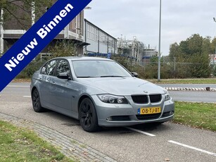 BMW 3 Serie 318i Business Line NAV CLIMA Trekhaak