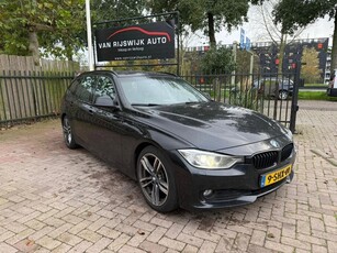 BMW 3 Serie Touring 320d EfficientDynamics Edition Xenon