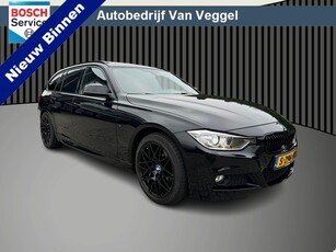 BMW 3 Serie Touring 328i xDrive M Sport Edition leer