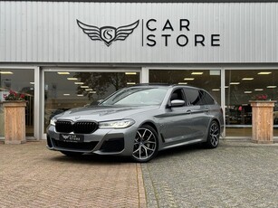 BMW 5 Serie Touring 530e M Sport Edition / 292 PK / PANO