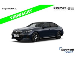 BMW i5 eDrive40 M-Sport - Pano - Driving Ass Prof -