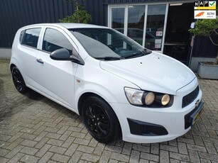 Chevrolet Aveo 1.2 LS **5-deurs airco**