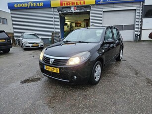 Dacia Sandero 1.2 Blackline Goed rijdende en nette zuinige