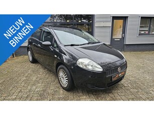 Fiat Grande Punto 1.4 Active **5DRS-AIRCO-APK**