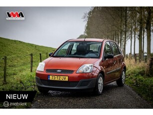 Ford Fiesta 1.3-8V Style 5 Deurs Airco Nette staat Nap