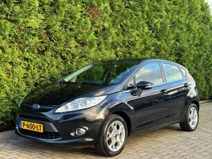 Ford Fiesta 1.4 Titanium Airco Stoelverwarming