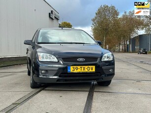 Ford Focus 1.4-16V Trend 2007 5drs Airco/Cruise Apk