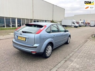 Ford Focus 1.6-16V Ghia { Automaat }NAP Airco Apk 31/10/2025