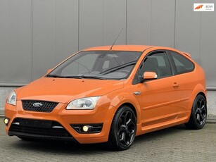 Ford FOCUS 2.5-20V ST 285 PK Electric Orange