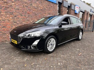 Ford Focus Wagon 1.0 EcoBoost Titanium Business