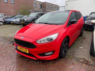 Ford Focus Wagon 1.5 Titanium Automaat Motor Kapot