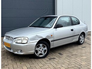 Hyundai Accent 1.5i LS Automaat