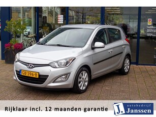 Hyundai I20 1.2i i-Deal Prijs rijklaar incl. 12 mnd