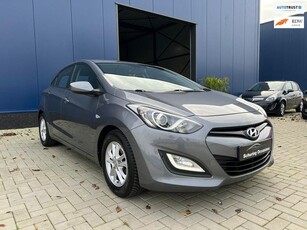 Hyundai I30 1.4 / AIRCO / PDC / CLIMATE CONTROL / APPLE