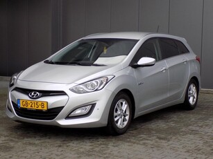 Hyundai I30 Wagon 1.6 GDI i-Vision Xenon camera