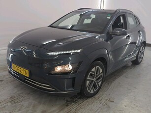 Hyundai KONA EV Comfort 64 kWh NL AUTO CAMERA TREKHAAK