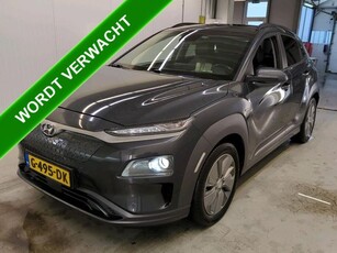 Hyundai KONA EV Premium 64 kWh 100% EV. / Schuifdak /