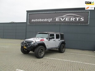 Jeep Wrangler Unlimited 3.8 Sahara in opdracht te koop zeer