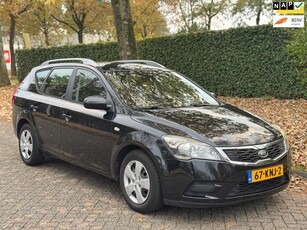 Kia Cee'd Sporty Wagon 1.4 CVVT X-tra Airco NL-Auto Apk