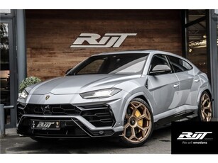 Lamborghini Urus 4.0 V8 **Carbon/Alcantara/Ceramic/B&O