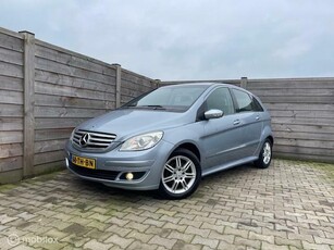 Mercedes B-klasse 170 Airco-Trekhaak-Nieuwe APK