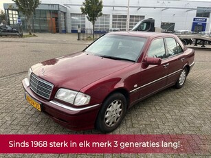 Mercedes-Benz C-klasse 200 Sport AUTOMAAT Youngtimer! TOPSTAAT NL AUTO 2e eigenaar! AIRCO l Trekhaak