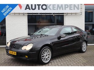 Mercedes-Benz C-klasse Sportcoupé 200 K. LEERPANORAMISCH