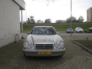 Mercedes-Benz E-klasse 240 Avantgarde