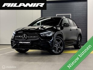 Mercedes GLA-Klasse GLA250e AMG Line Pano Sfeer Carbon