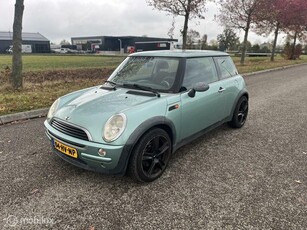 Mini Cooper One 1.6 benzine NAP AIRCO ONDERHOUDSHISTORIE