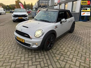 Mini Mini Cabrio 1.6 Cooper S Chili ondanks de km in