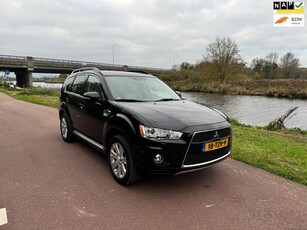 Mitsubishi Outlander 2.4 Edition TwoAutom.7persPano