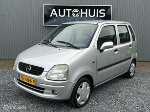 Opel Agila 1.2-16V Color Edition