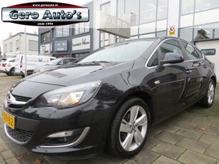 Opel Astra 1.4 Cosmo sedan nl-auto airco ecc,cruise