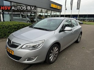 Opel Astra 1.4 Turbo Cosmo navigatie LM 4-deurs