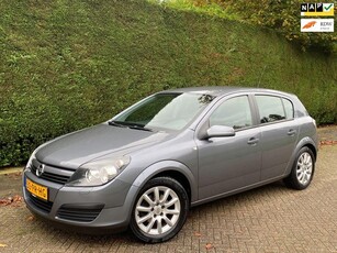 Opel Astra 1.8 Sport RIJDT NIEUW/AIRCO IJSKOUD/NIEUWSTAAT!!!