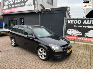 Opel Astra 1.9 CDTi Executive airco navi