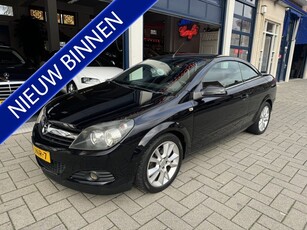 Opel Astra TwinTop 1.8 Cosmo NIEUW MODEL LEDEREN BEKLEDING