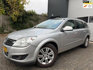 Opel Astra Wagon 1.6 Cosmo Leder Parkeersensor Stoelvw