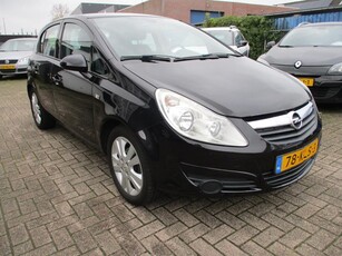 Opel Corsa 1.2-16V AIRCO! TREKHAAK!