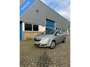 Opel CORSA 1.4 16 V Enjoy Nap