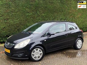 Opel Corsa 1.4-16V RIJDT GOED/AIRCO IJSKOUD/APK 11-2025!!!