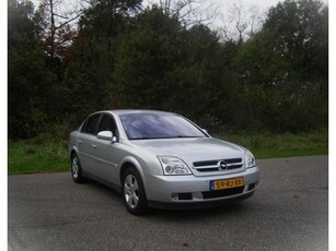 Opel Vectra 2.2-16V Elegance . Airco . Navigatie .